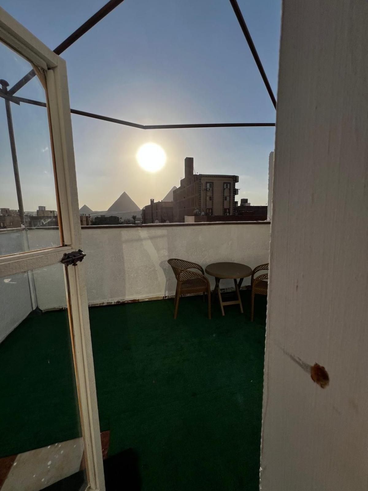 Piramide De Giza View Inn Kafret el-Gabal Kültér fotó